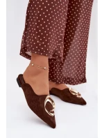 Dámské pantofle s ozdobným zlatým detailem Čokoládové model 21918957 - Boto