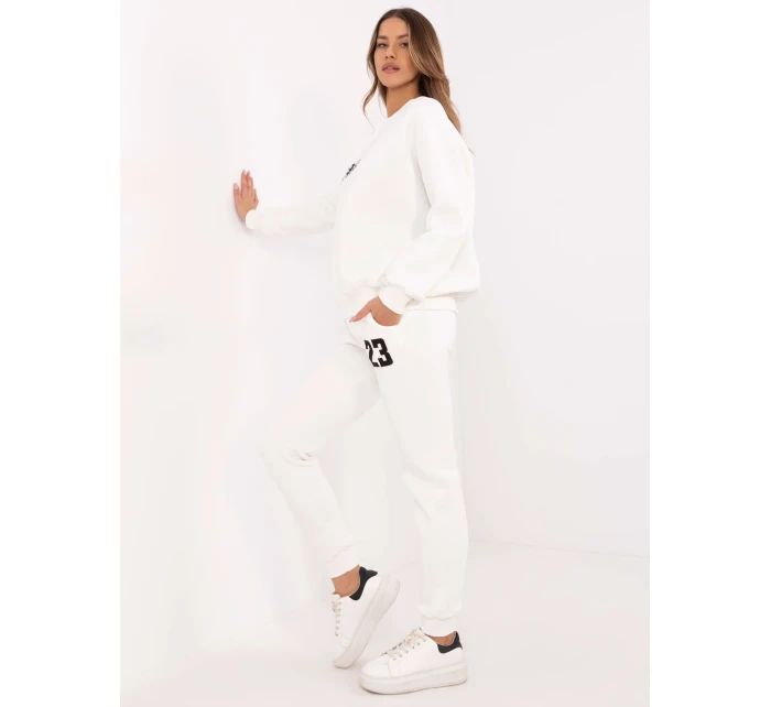 Sada EM KMPL 890.13P ecru Sada EM KMPL 890.13P ecru