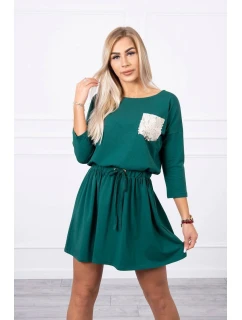 Šaty s flitrovou kapsou zelené