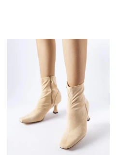 Boty na podpatku model 204739 Solea