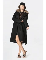 Černý dámský kabát s kožíškem model 15822773 - Ann Gissy Černý dámský kabát s kožíškem model 15822773 - Ann Gissy