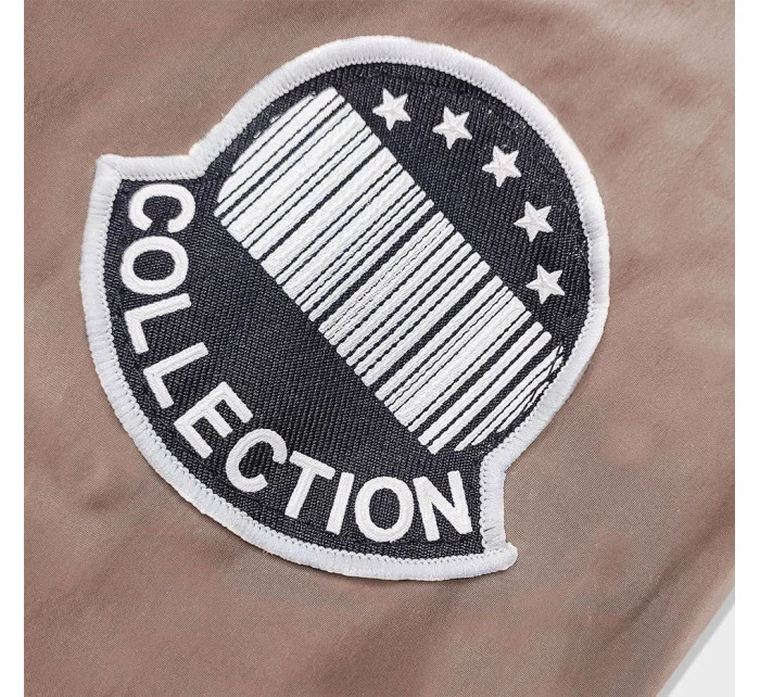 Tenká béžová dámská bunda s ozdobnou lemovkou model 18319662 - Miss TiTi Tenká béžová dámská bunda s ozdobnou lemovkou model 18319662 - Miss TiTi