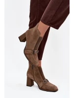 Dámské kotníkové boty z přírodního semiše na podpatek Artiker 57C0221 béžové