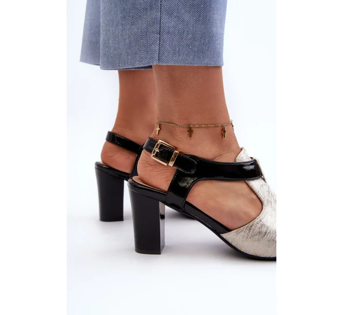 Dámské sandály na vysokém podpatku vyrobené z eko kůže, zlaté a černé Queenmarie Dámské sandály na vysokém podpatku vyrobené z eko kůže, zlaté a černé Queenmarie