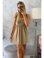 Šaty s volánky na bocích camel