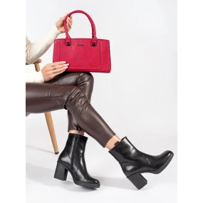 Trendy černé  kotníčkové boty dámské na širokém podpatku