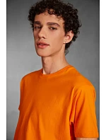 B&C #E190 Tričko z těžké bavlny 01.003T model 22493845 black B&C #E190 Tričko z těžké bavlny 01.003T model 22493845 black