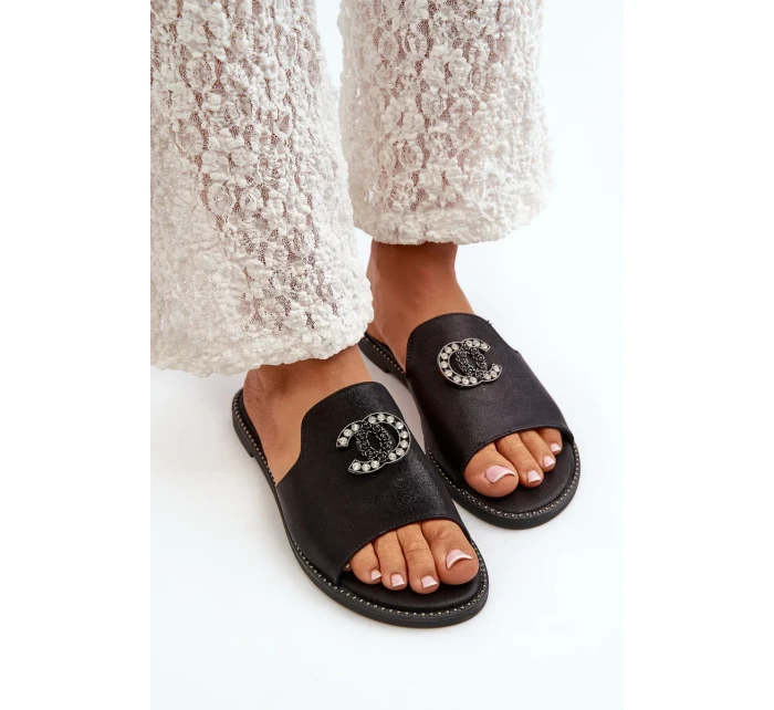 Elegantní dámské lesklé pantofle s ozdobou S.Barski Černá Elegantní dámské lesklé pantofle s ozdobou S.Barski Černá