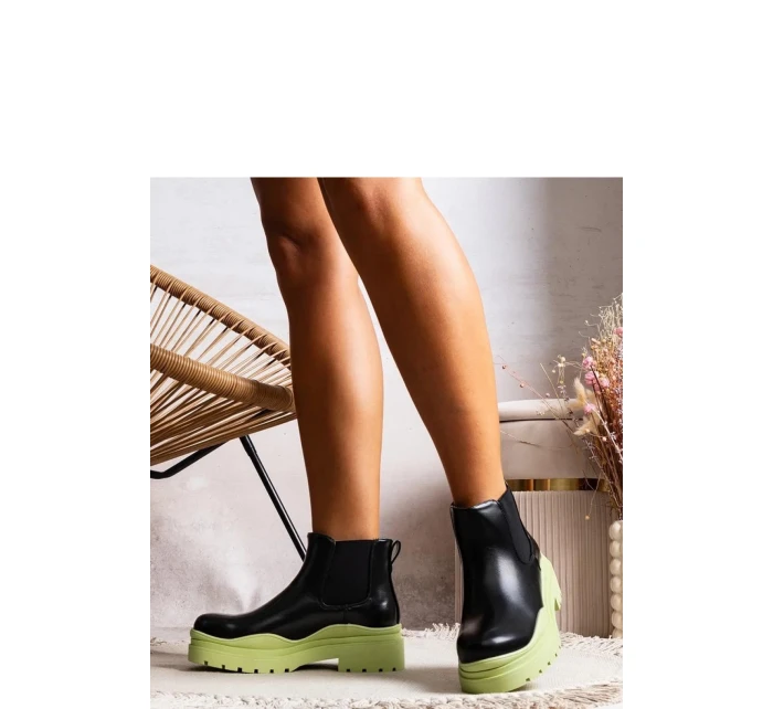 Boty model 205151 Solea Boty model 205151 Solea