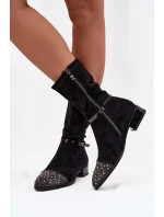 Dámské boty na nízkém podpatku se zdobením a páskem D&A – černé