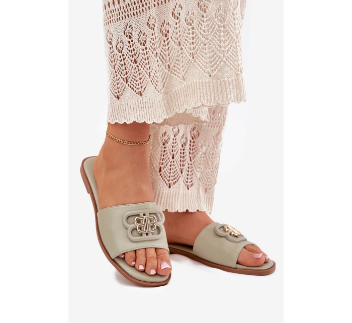 Ploché Dámské Pantofle S Ozdobným Detalem Zelené model 21699585 - Boto Ploché Dámské Pantofle S Ozdobným Detalem Zelené model 21699585 - Boto