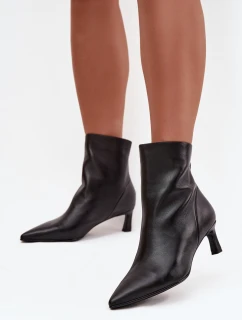 Dámské kotníkové boty z přírodní kůže na podpatku D&A model 21713638 Černé - S.Barski