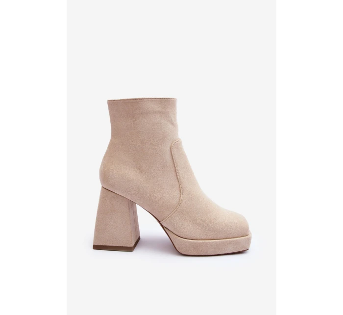 Zamszové Botky Na Podpatku Bežové Makeline Zamszové Botky Na Podpatku Bežové Makeline