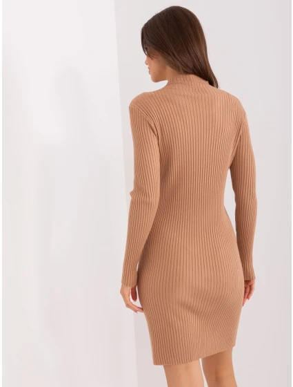 PM SK PM319 šaty.19 velbloudů