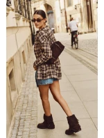 Zateplené dámské kotníkové boty s třásněmi a na ploché podrážce čokoládové model 21709285 - Boto Zateplené dámské kotníkové boty s třásněmi a na ploché podrážce čokoládové model 21709285 - Boto