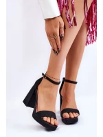 Lesklé Sandály Na Podpatku Černá model 21607019 - Boto Lesklé Sandály Na Podpatku Černá model 21607019 - Boto