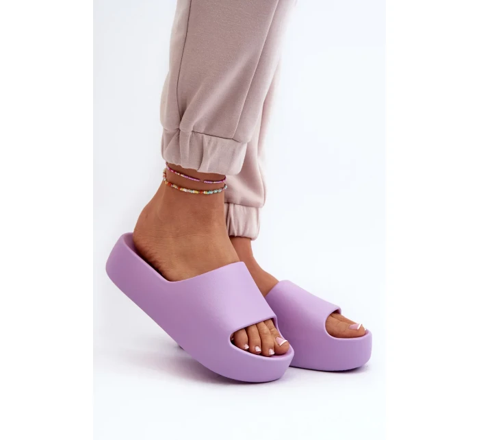 Dámské pantofle Oreithano se silnou podrážkou Dámské pantofle Oreithano se silnou podrážkou