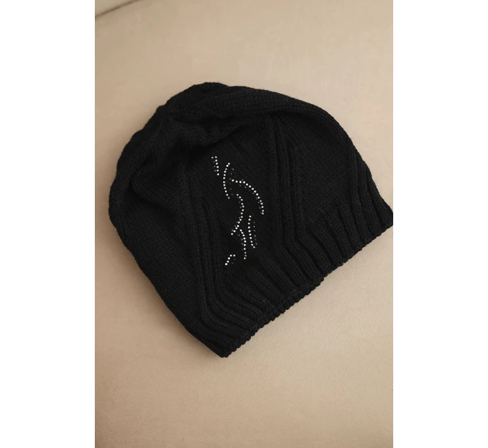 Dámská zimní čepice s vlnou volného střihu K442 černá