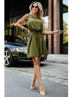 model 21335538 VICTORIA Trapézové šaty bez rukávů se zavazováním v pase khaki barva - numoco model 21335538 VICTORIA Trapézové šaty bez rukávů se zavazováním v pase khaki barva - numoco