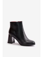 Hladké dámské boty na podpatku z eko kůže zateplené černé model 21669066 - Boto Hladké dámské boty na podpatku z eko kůže zateplené černé model 21669066 - Boto