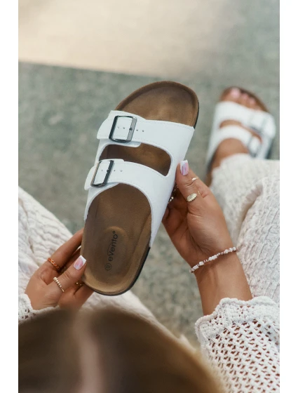 Dámské Pantofle Na Platformě S Přezkami Bílé model 21694124 - EVENTO