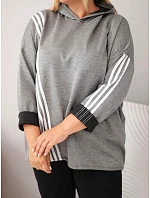 Dámská mikina Plus Size z viskózy s kapucí a ozdobnými pásky tmavě šedá Dámská mikina Plus Size z viskózy s kapucí a ozdobnými pásky tmavě šedá