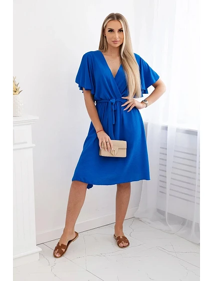 Šaty s model 22250357 výstřihem chrpově modrá - K-Fashion