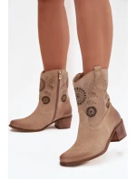 Semišové kožené dámské kotníky s perforací na podpatku Zazoo 3844 Béžové