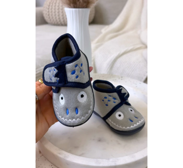 Dětské pantofle na suchý zip šedé Jeselle Dětské pantofle na suchý zip šedé Jeselle