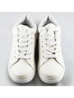 Bílo-béžové sportovní boty se skrytým klínem (666-16) Bílo-béžové sportovní boty se skrytým klínem (666-16)