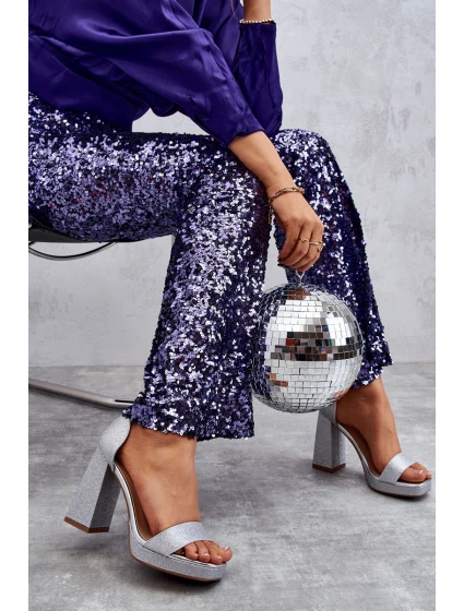 Lesklé Sandály Na Mohutném Podpatku Stříbrné Calmi Lesklé Sandály Na Mohutném Podpatku Stříbrné Calmi