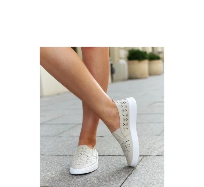 Tenisky  model 207316 Solea