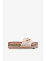 Dámské Klapky Na Platformě Se Zlatou Dekorací A Béžové model 21689922 - Boto Dámské Klapky Na Platformě Se Zlatou Dekorací A Béžové model 21689922 - Boto