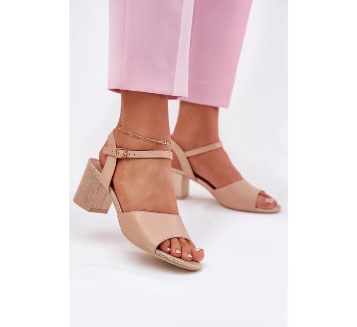 Dámské sandály na podpatku model 21695205 béžové - VINCEZA