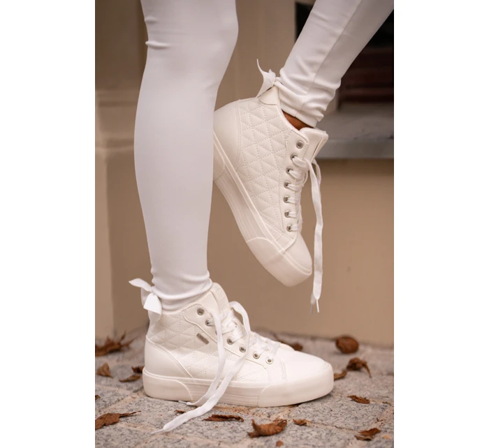 Zateplené Dámské Tenisky Se Švy Bílé Big Star OO274A479 Zateplené Dámské Tenisky Se Švy Bílé Big Star OO274A479