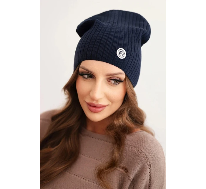 Dámská čepice s proužkem a ozdobným knoflíkem s přídavkem vlny a modalu modrá Dámská čepice s proužkem a ozdobným knoflíkem s přídavkem vlny a modalu modrá
