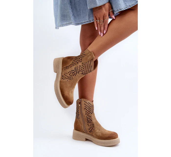 Dámské nízké kozačky z semiše s podrážkou Bežové model 21652391 - Zazoo