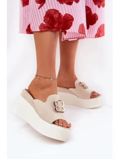 Sandal na platformě a klínu s ozdobou béžové model 21688179 - Boto