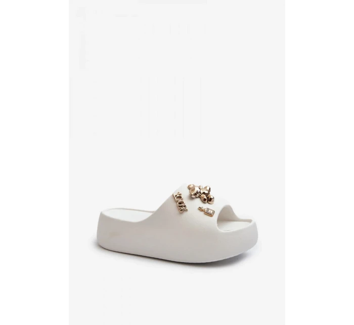 Pantofle 4AX-15 bílé - Step in style