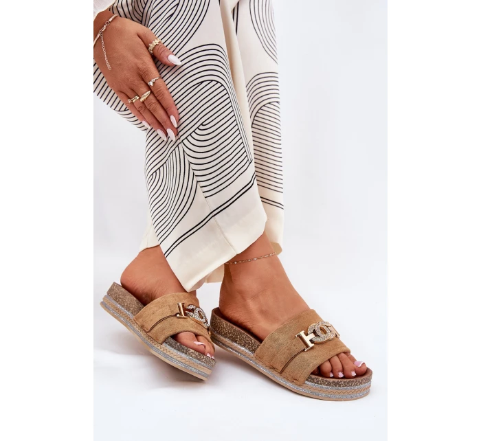 Dámské Pantofle Se Zlatým Detailem Na Platformě S Třpytkami Camel Eanes Dámské Pantofle Se Zlatým Detailem Na Platformě S Třpytkami Camel Eanes