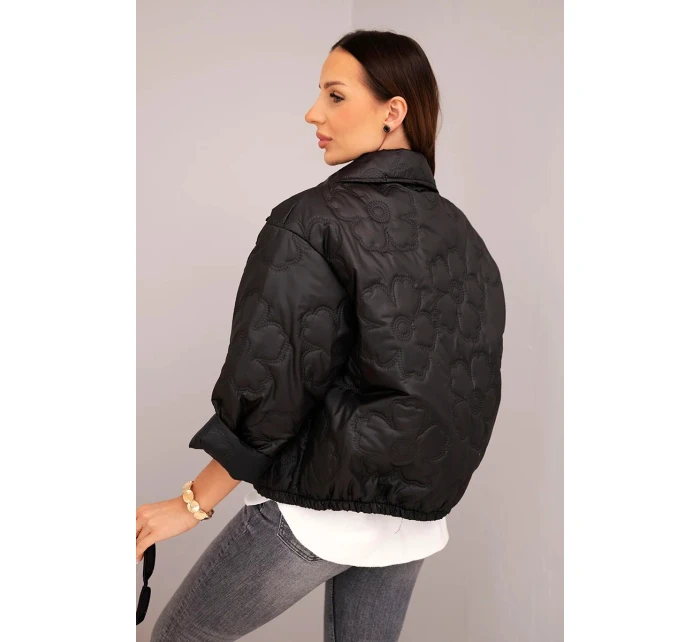 Dámská model 21890038 prošívaná bunda s květinovým vzorem černá - K-Fashion