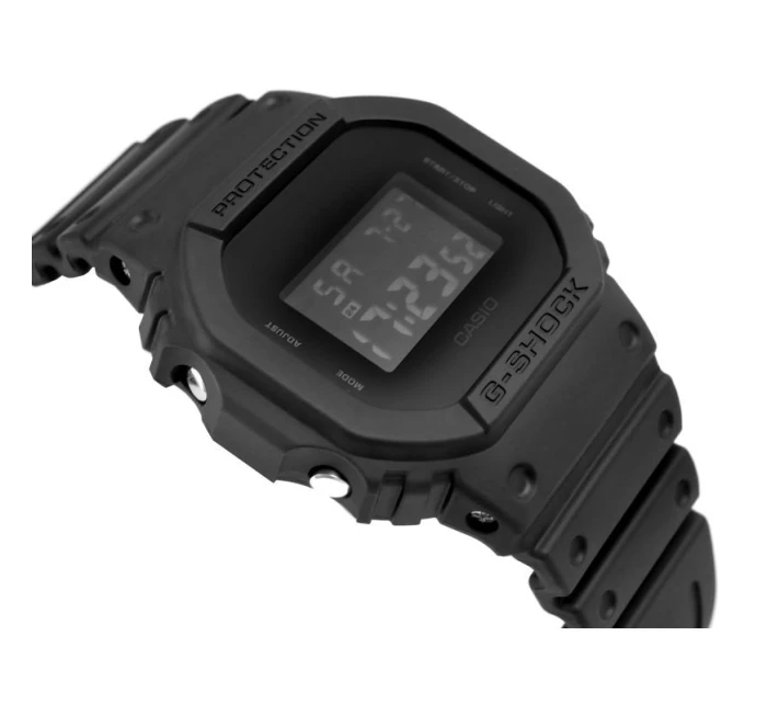 Pánské hodinky CASIO G-SHOCK DW-5600UBB-1ER + BOX Pánské hodinky CASIO G-SHOCK DW-5600UBB-1ER + BOX