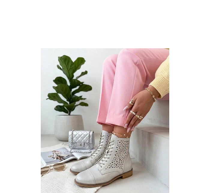 Ažurové boty model 226589 Solea