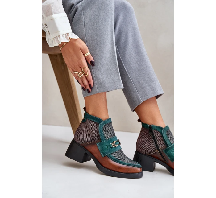 Kožené dámské kotníkové boty na masivním podpatku s ozdobou Maciejka A6747-29 hnědo-zelené Kožené dámské kotníkové boty na masivním podpatku s ozdobou Maciejka A6747-29 hnědo-zelené