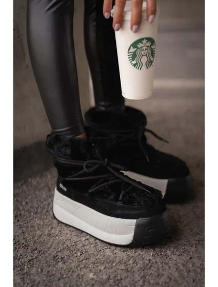 Kožené Dámské Sněhule Na Silné Podešvi S Kožešinou Big Star Černé Kožené Dámské Sněhule Na Silné Podešvi S Kožešinou Big Star Černé