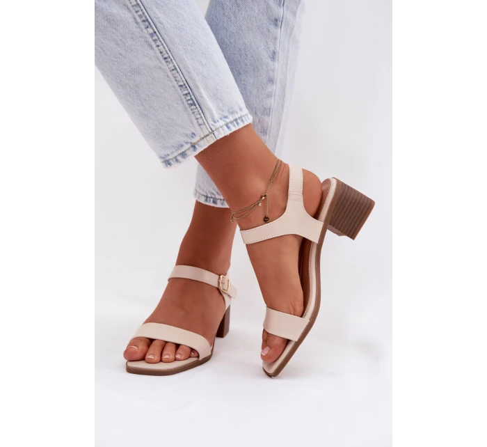 Sandály na podpatku  model 225112 Step in style