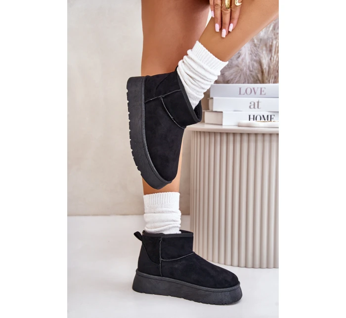 Nízké dámské sněhule na platformě zateplené kožíškem černé Saldren Nízké dámské sněhule na platformě zateplené kožíškem černé Saldren