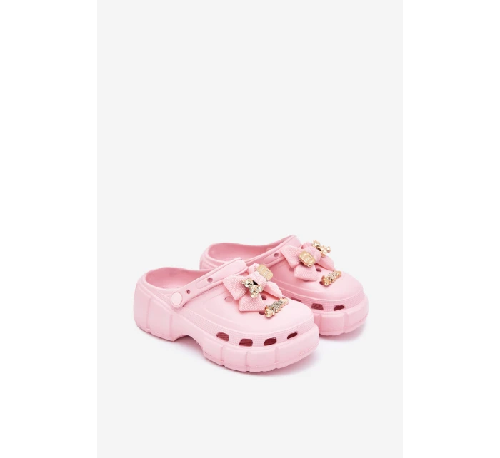 Dětské Dívčí Pantofle Pěnové S Mašlí A Ozdobami Růžové model 21700393 - Boto Dětské Dívčí Pantofle Pěnové S Mašlí A Ozdobami Růžové model 21700393 - Boto