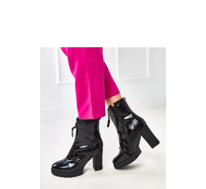 Boty na podpatku  model 217947 Solea