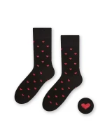 Vzorované pánské ponožky Steven art.136 Srdíčka